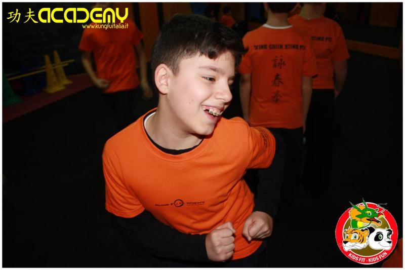 Kung Fu Academy Caserta di Sifu Mezzone Wing Chun Tjun, Ving Tsun Kung Fu Bambini difesa personale Accademia nazionale Italia scuola di taiji sanda chi kung www.kungfuitalia.i (2)